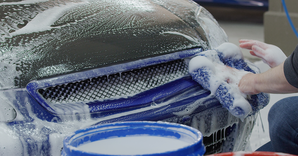 The Best Microfiber Wash Mitt For Car Washing