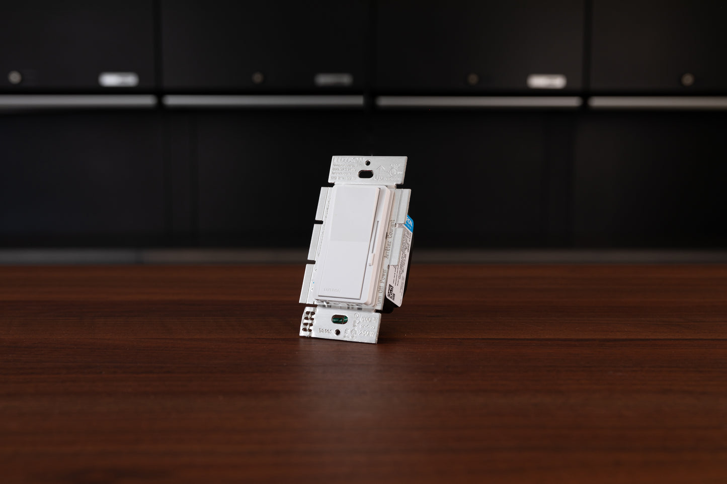 Lutron Diva Single Pole/3 Way Switch for Forward Phase Dimming