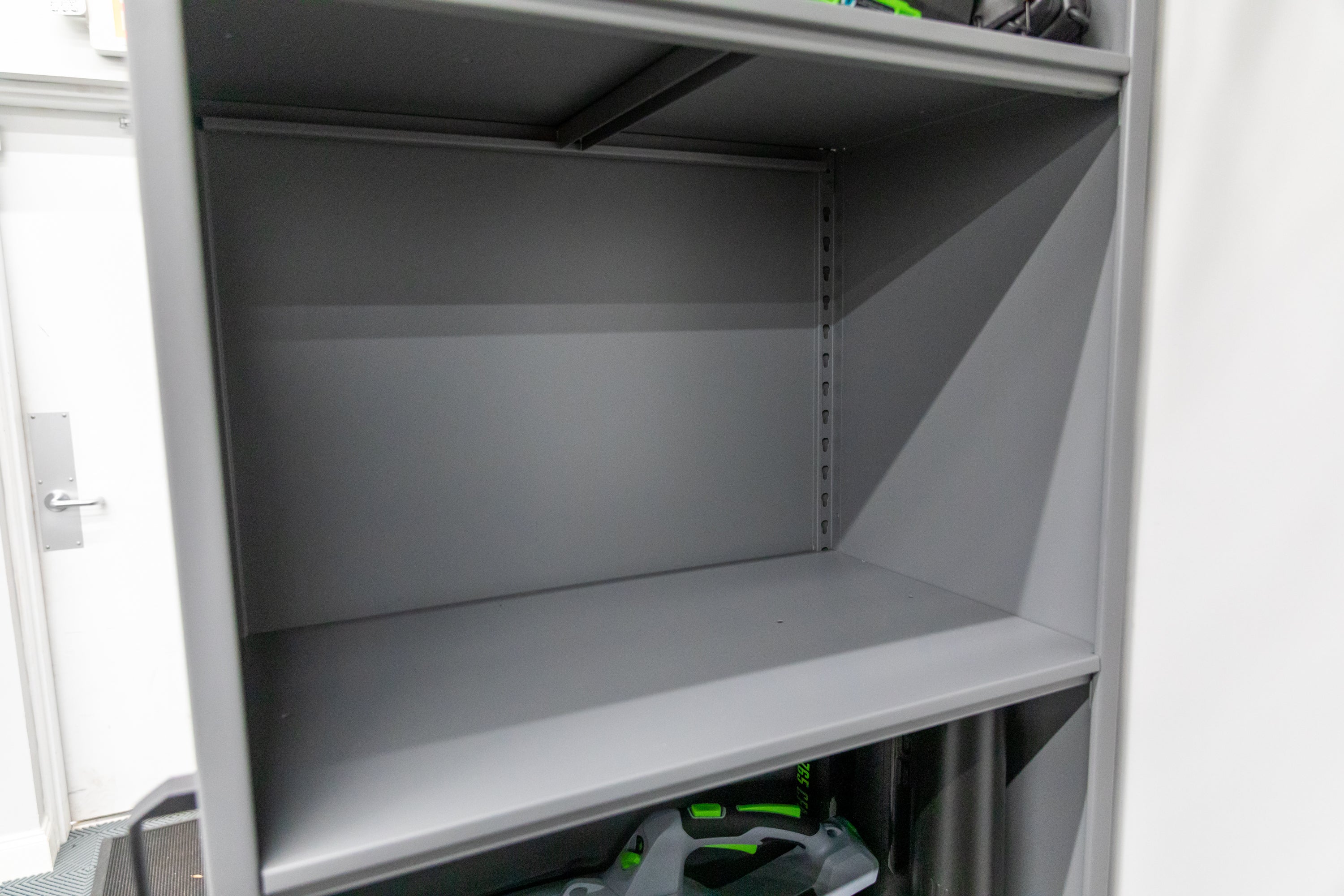 Durable Solid Steel Shelf for Levrack Mobile Shelving System