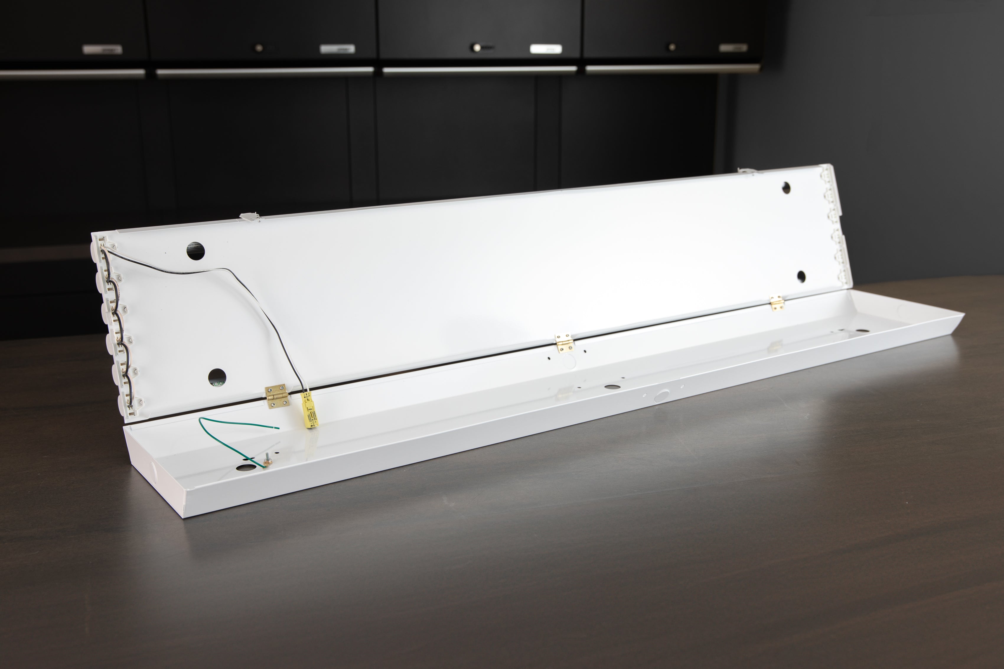 Overhead Lights 2.0 - Thumbnail 2