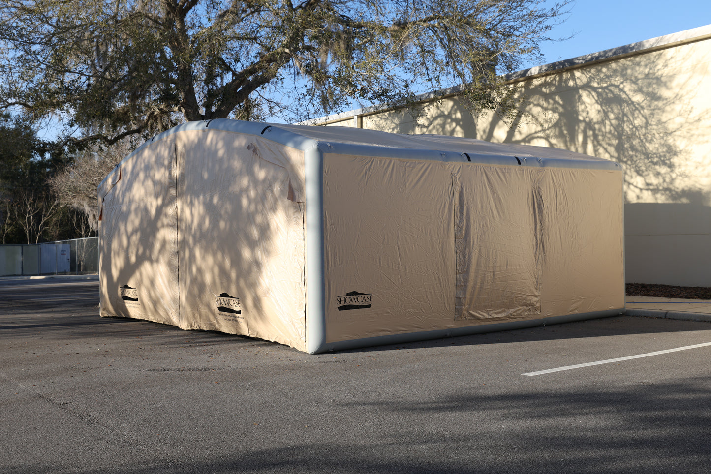 CarCapsule Arch Roof Double Outdoor Showcase