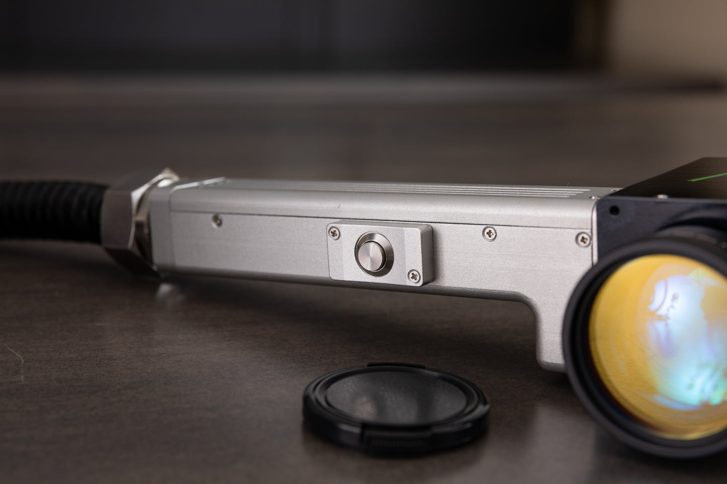 AVRO 100W Backpack Laser Cleaning Machine