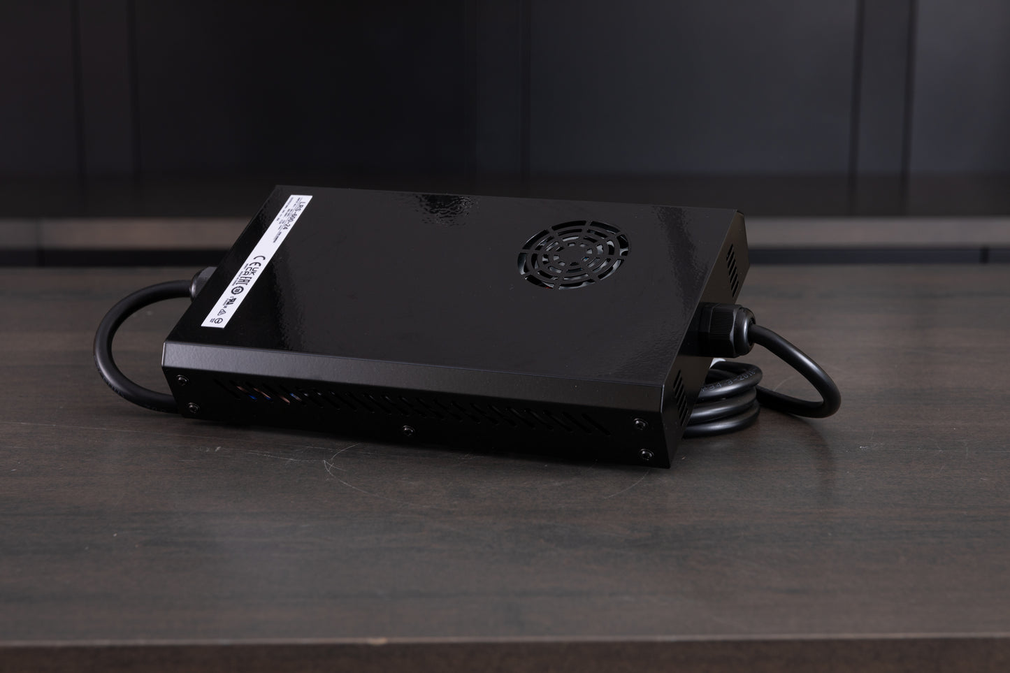 AVRO 100W Backpack Laser Cleaning Machine