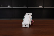 Lutron Diva 0-10V Single Pole/3 Way Dimmer