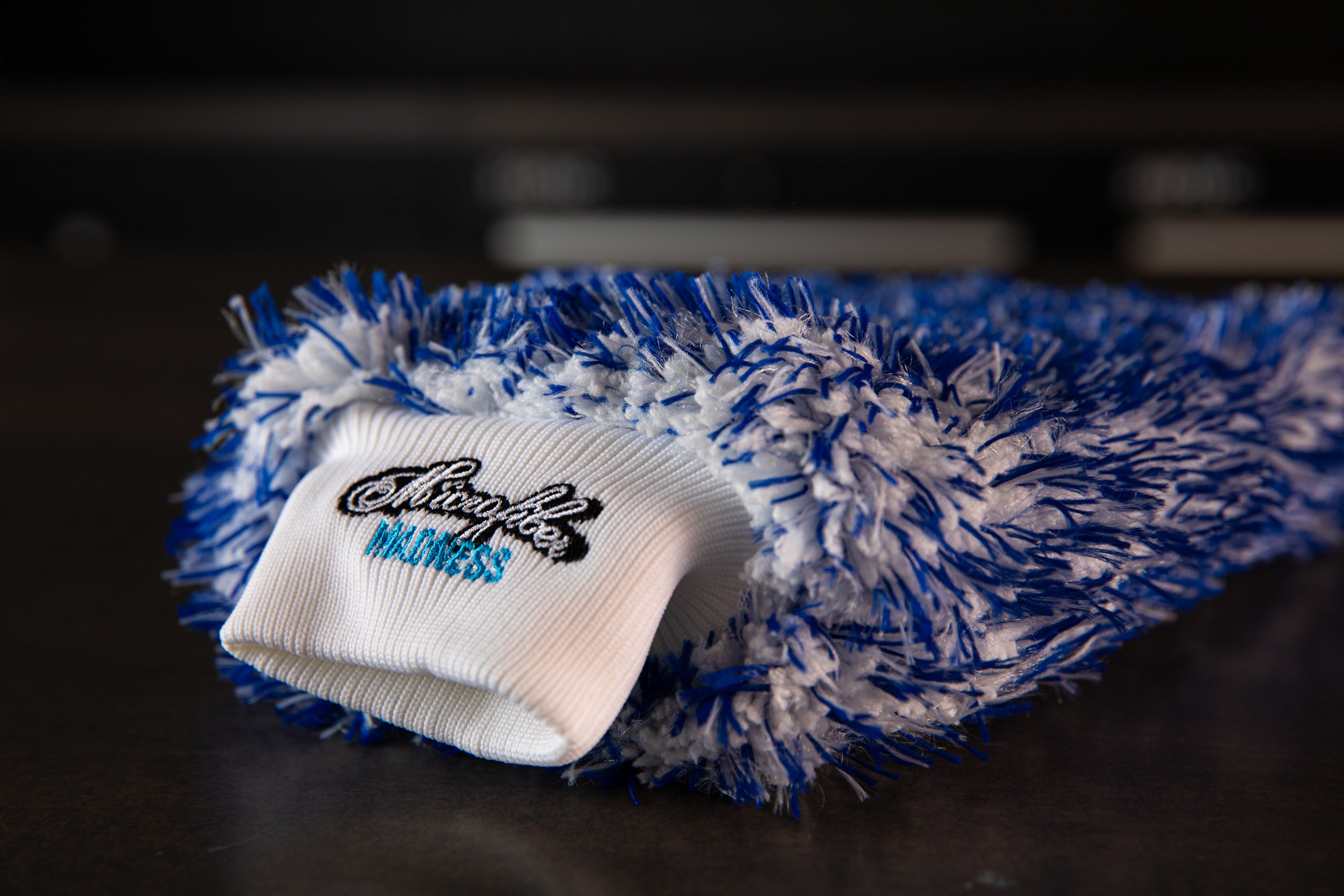 Microfiber Madness Incredimitt - High-Performance Wash Mitt for