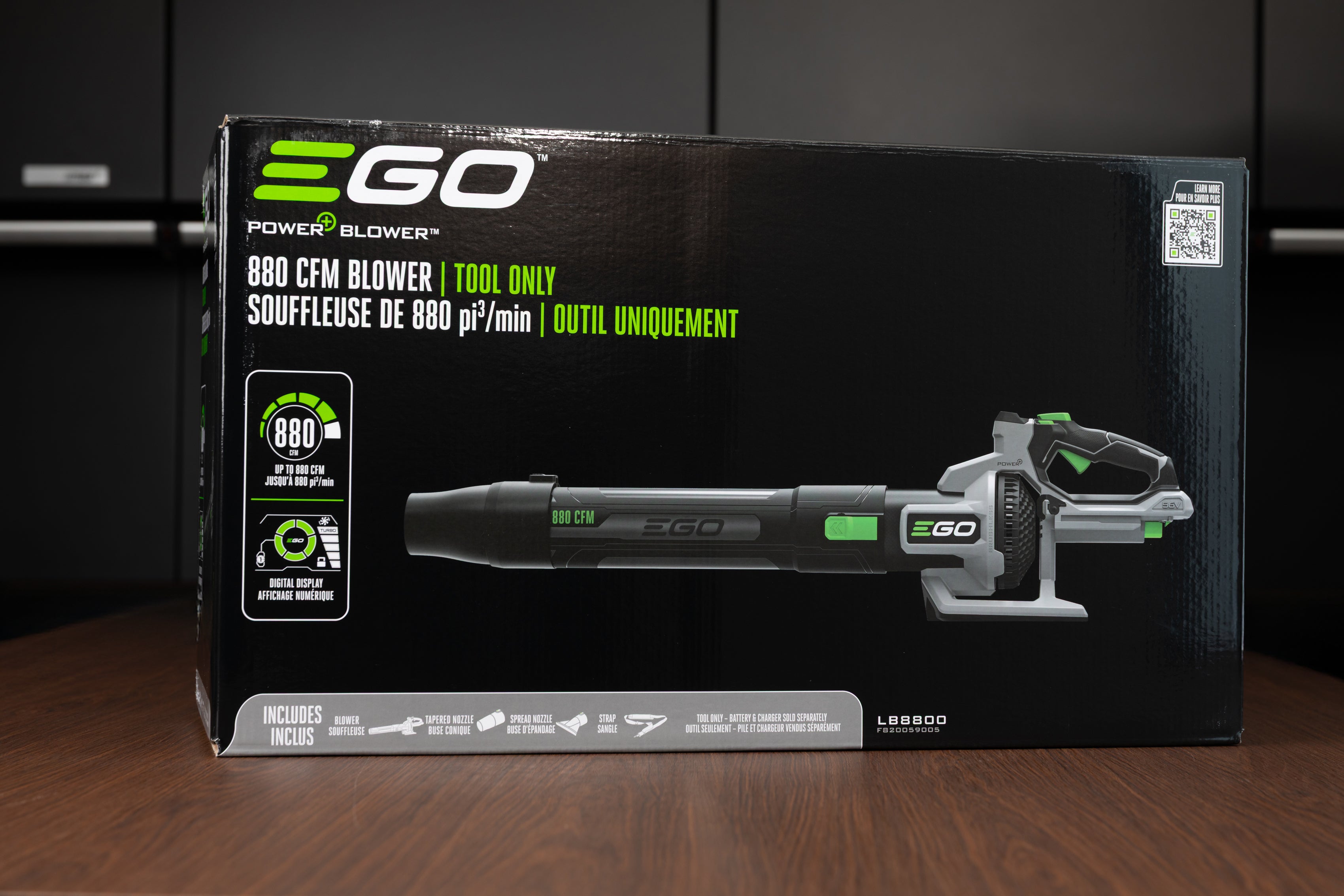 EGO 880 CFM Battery-Operated Leaf Blower with Turbo Mode and 90