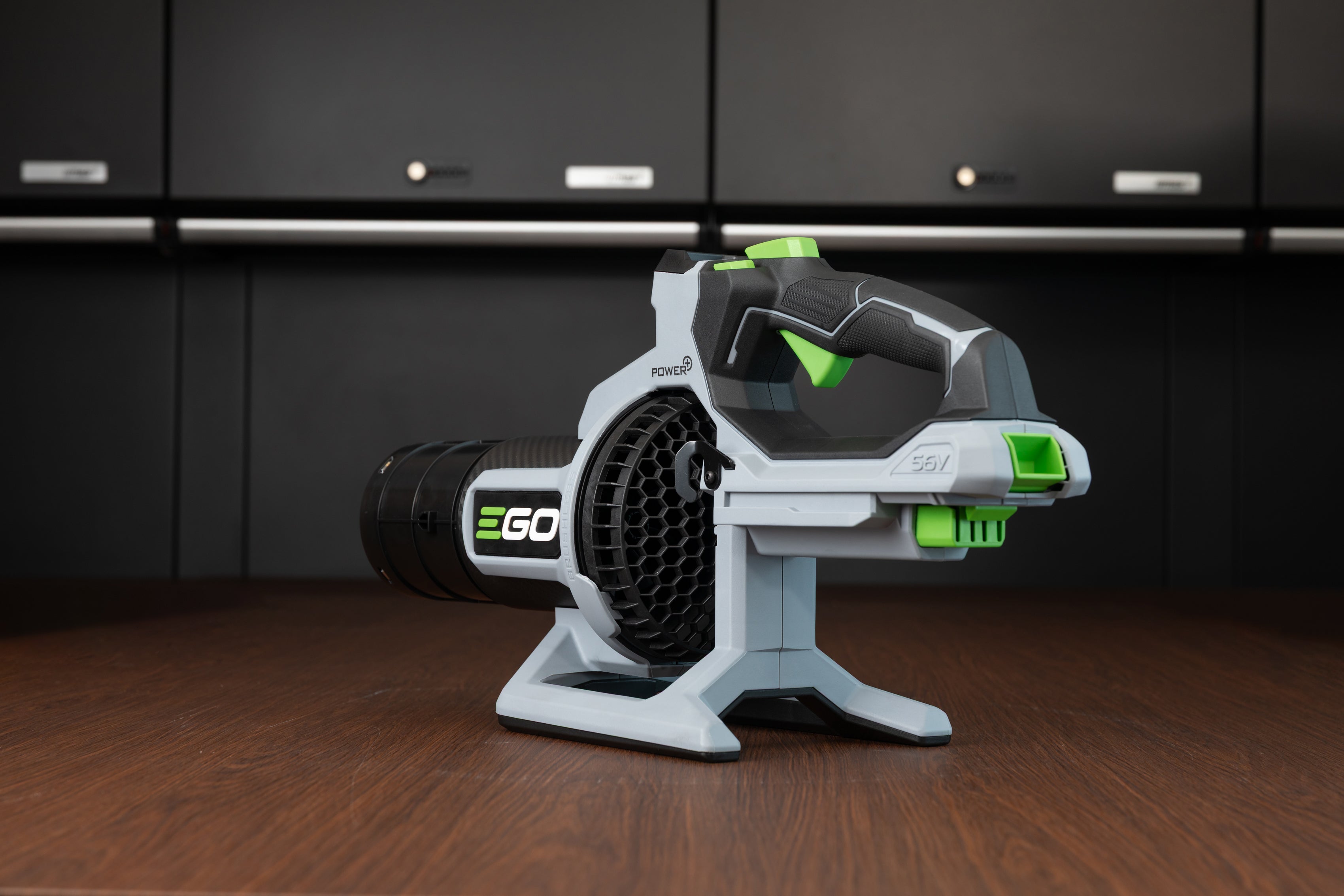 EGO 880 CFM Battery-Operated Leaf Blower with Turbo Mode and 90