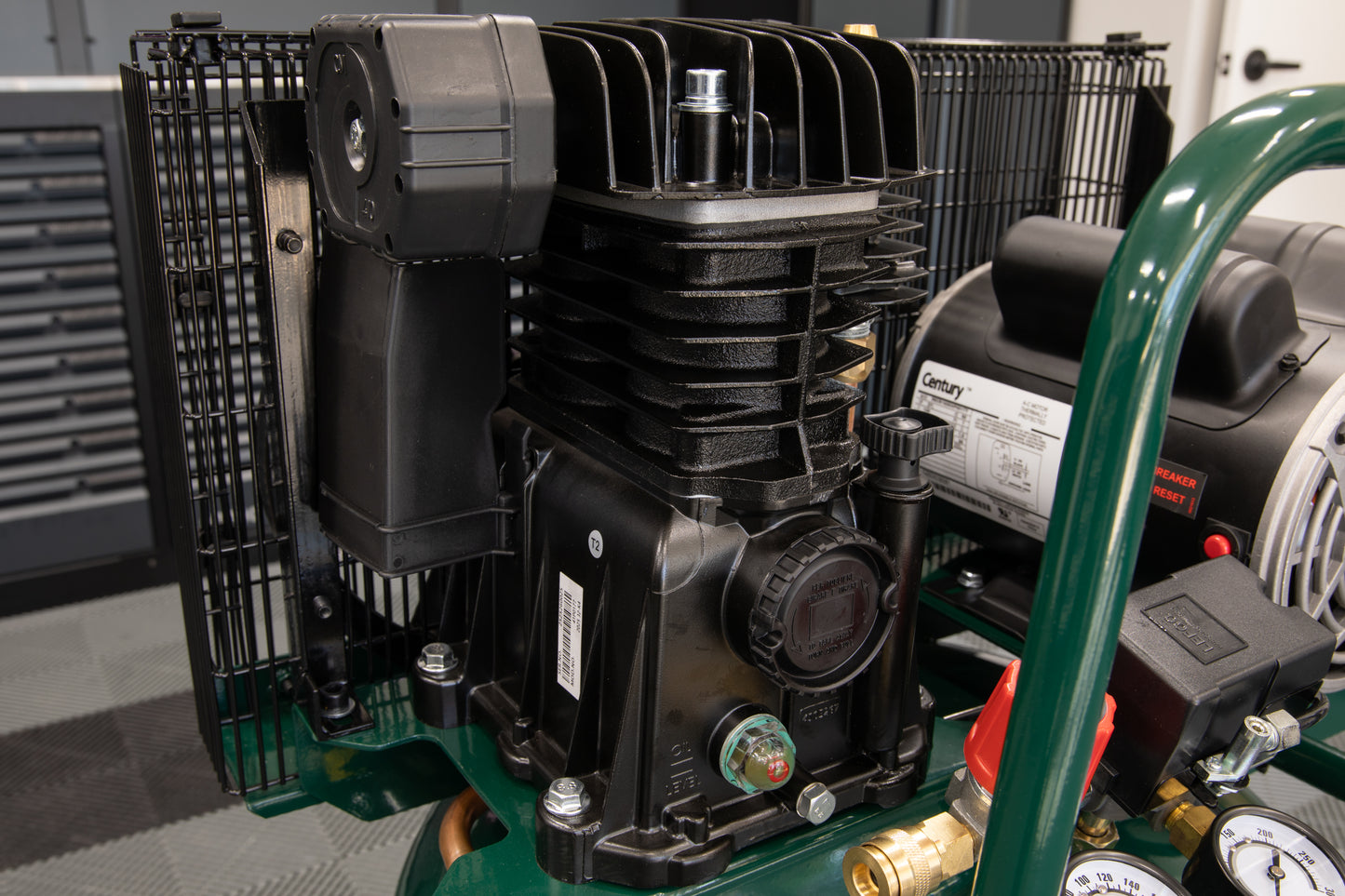 Rolair FC229MK103 29 Gallon Wheeled Electric Air Compressor