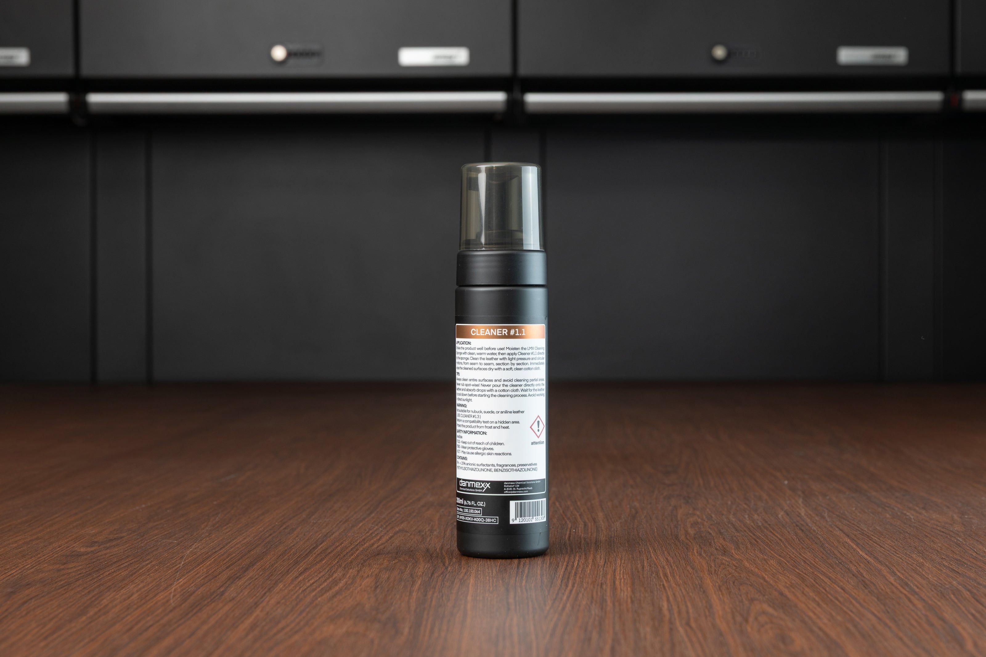 Ledermax Cleaner #1.1 – Strong Leather Cleaner for Older Cars