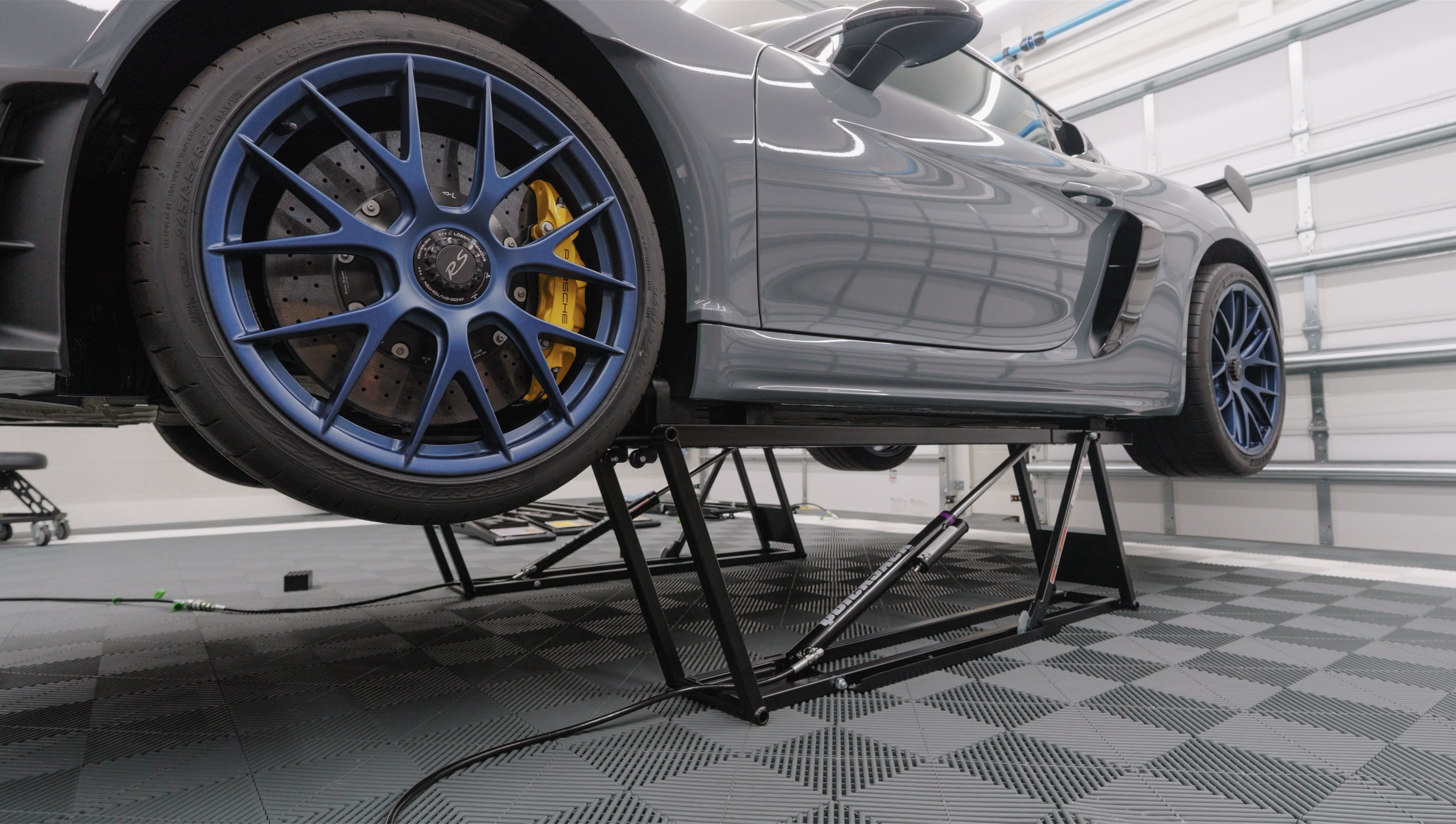 QuickJack 6000TLX Car Lift – 6,000 lb Capacity, Extra-Long