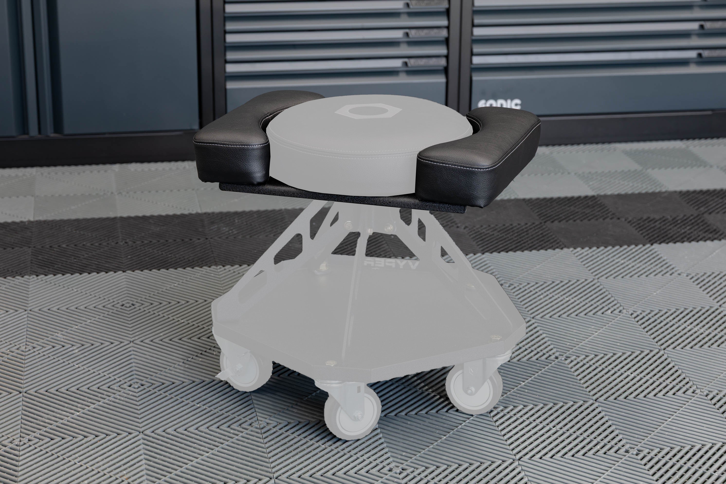 Vyper Big Boy Wide Seat Attachment for Enhanced Comfort and