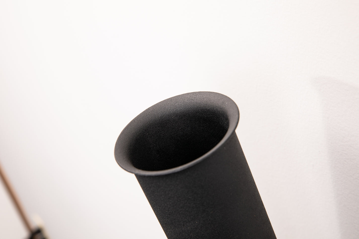 Obsessed Garage Wrinkle Black Wand Holder