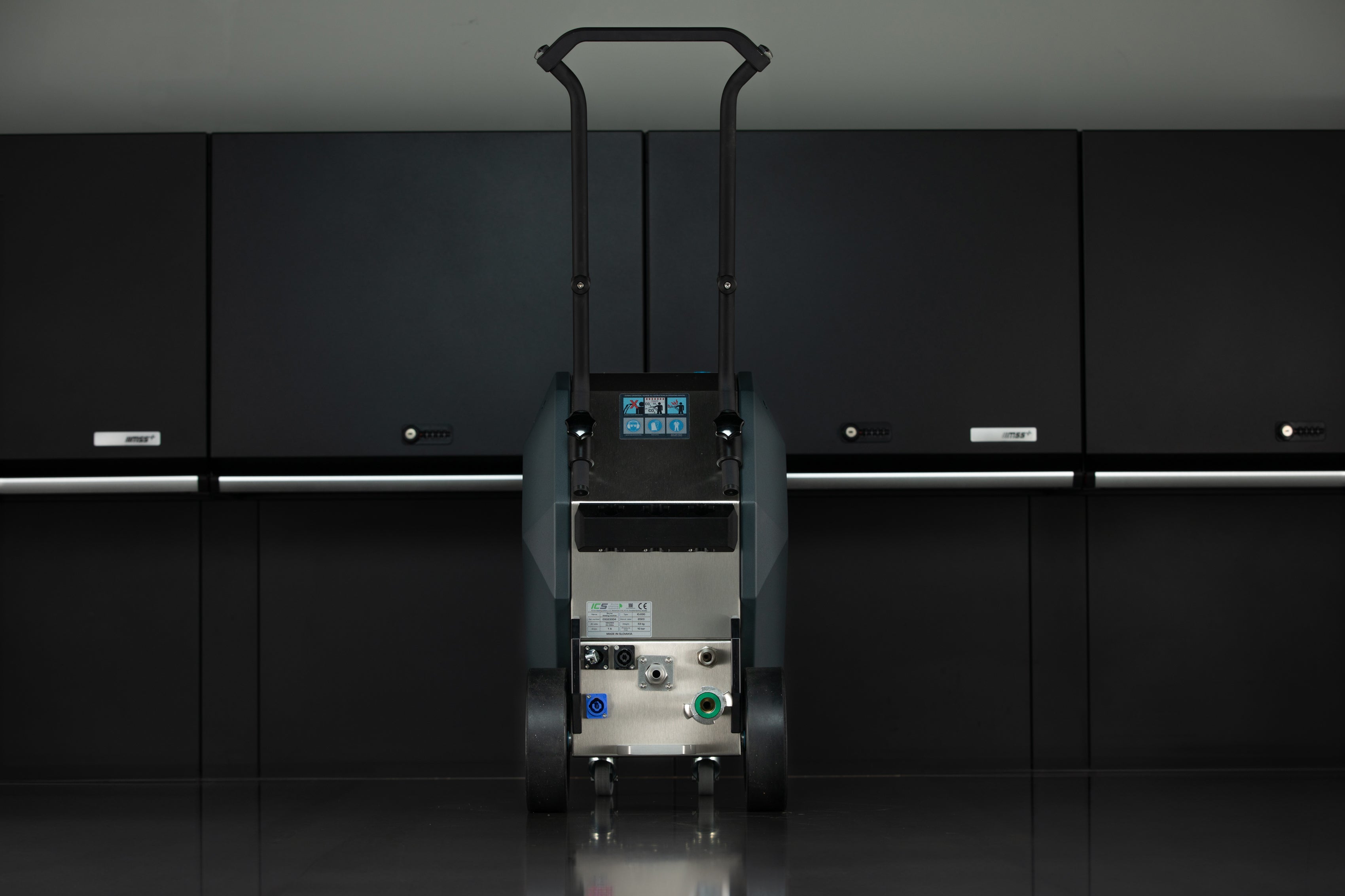 キャッシュフロー101 202 ファイナンシャル インテリジェンスの3点販売 ICS IC 030 Evo II Dry Ice Cleaning System - Efficient, Versatile