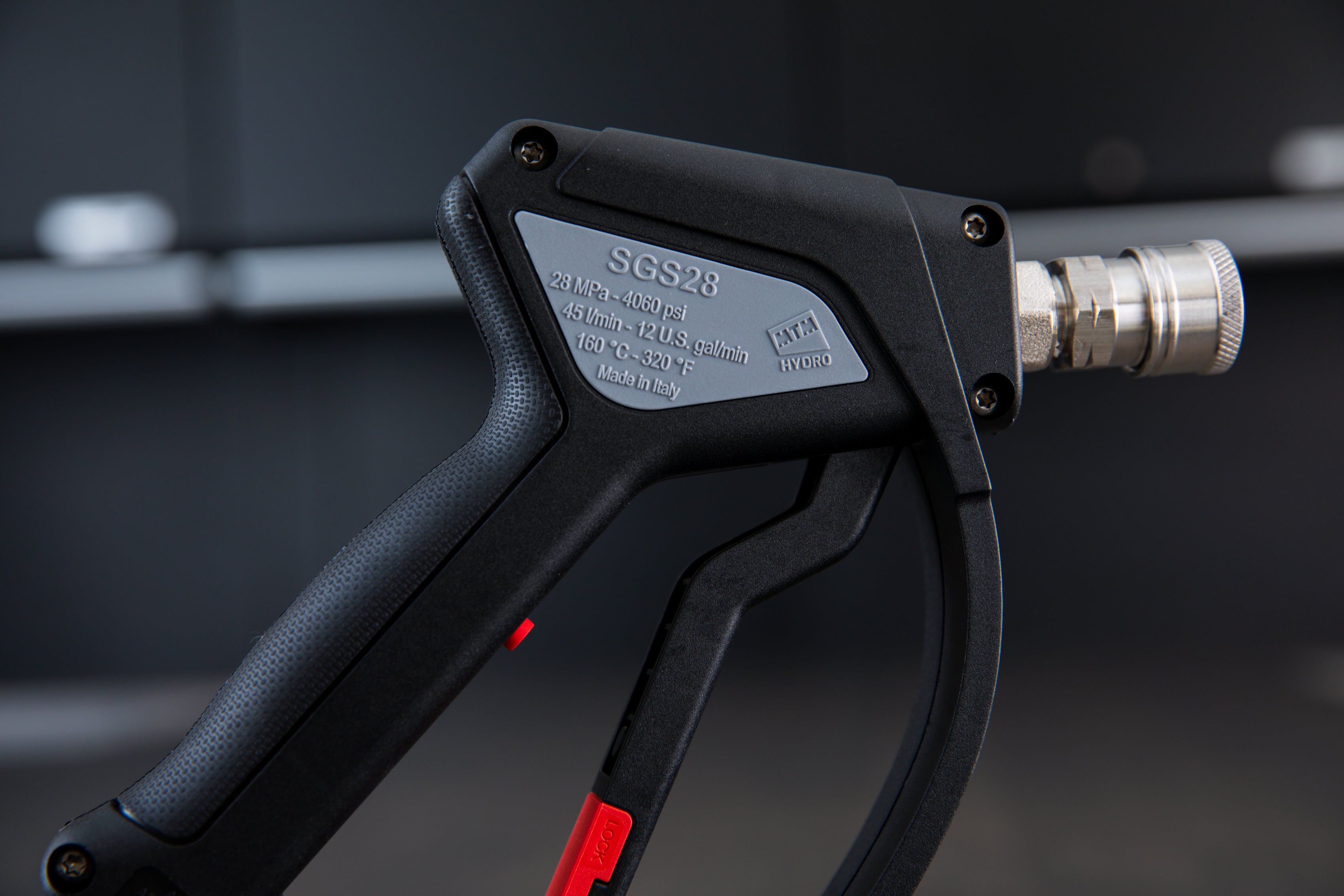 MTM SGS-28 Swiveling Sprayer - High-Quality Pressure Washer