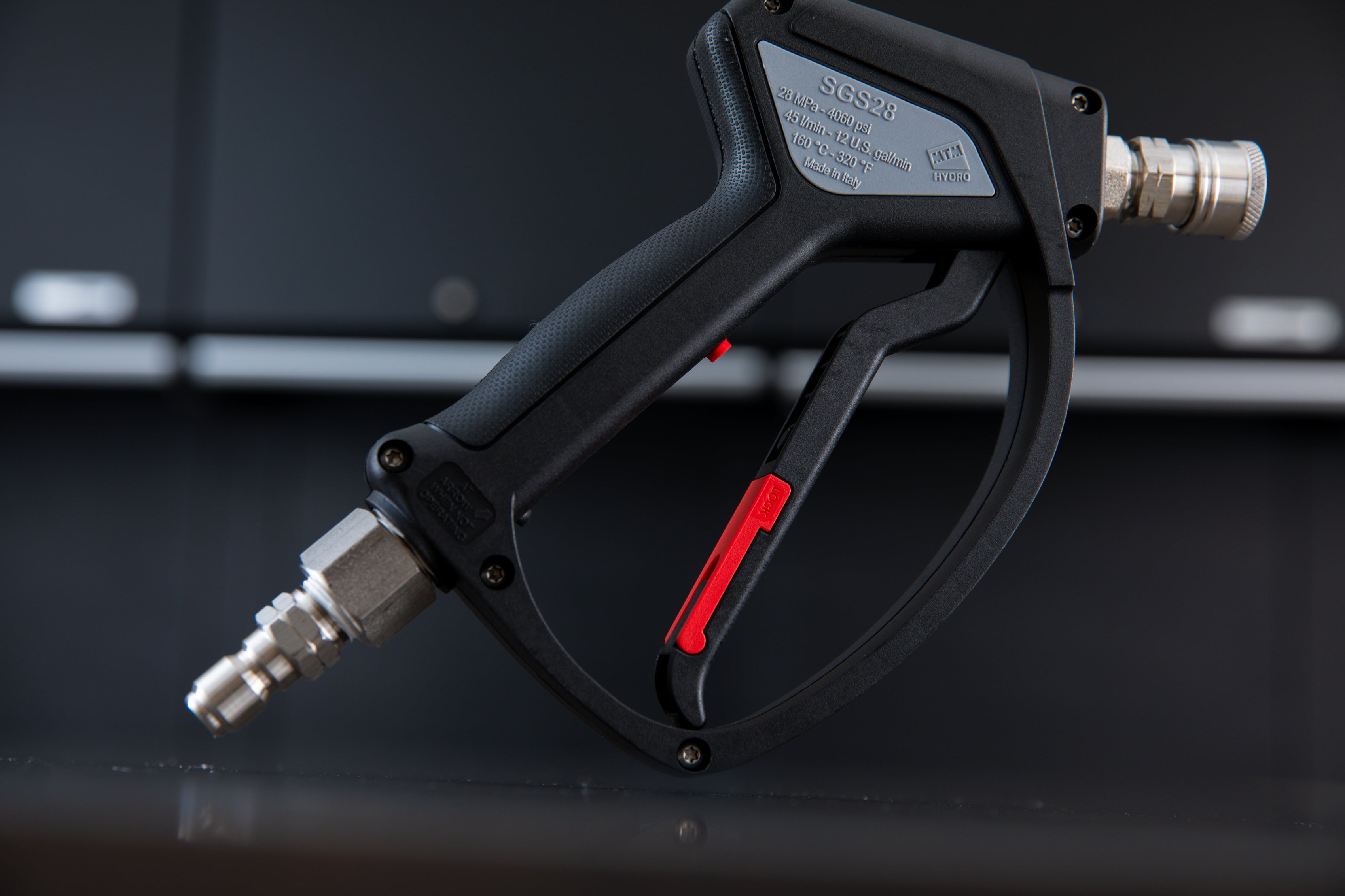 MTM SGS-28 Swiveling Sprayer - High-Quality Pressure Washer