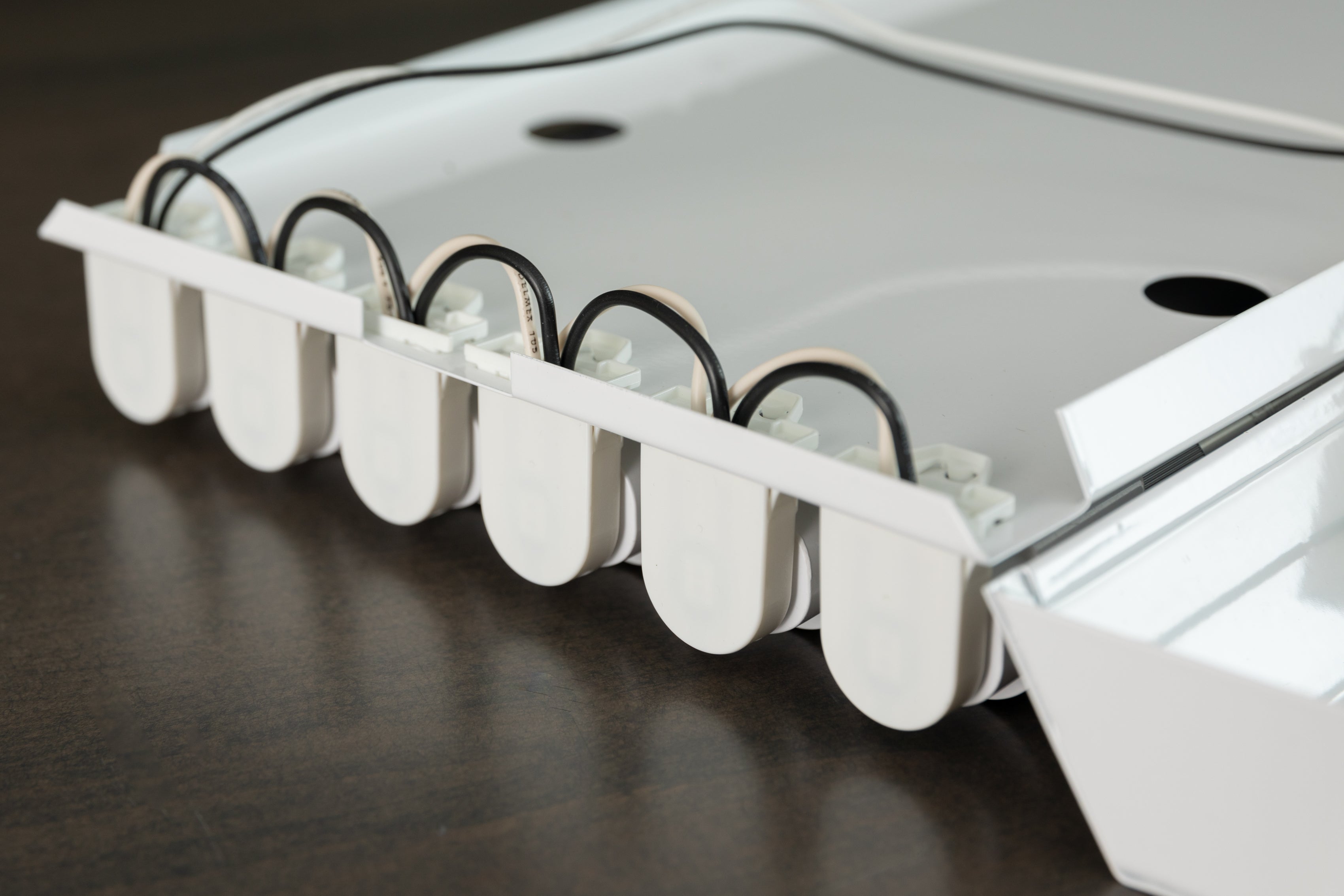 Overhead Lights 2.0 - Thumbnail 5