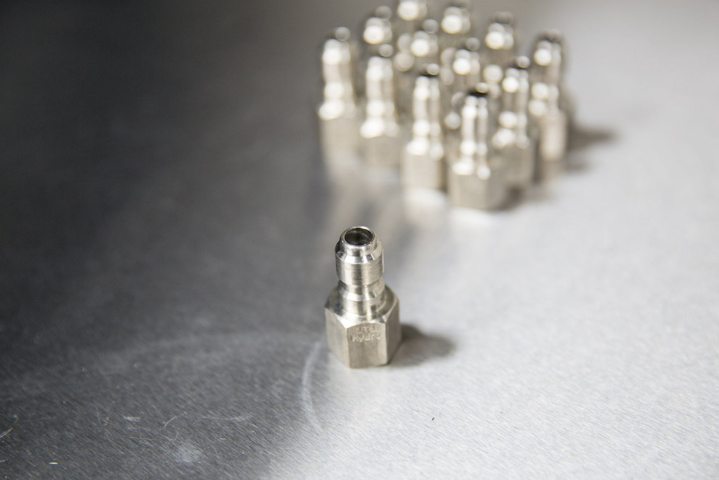 Stainless Steel 1/4" Female QD Plug