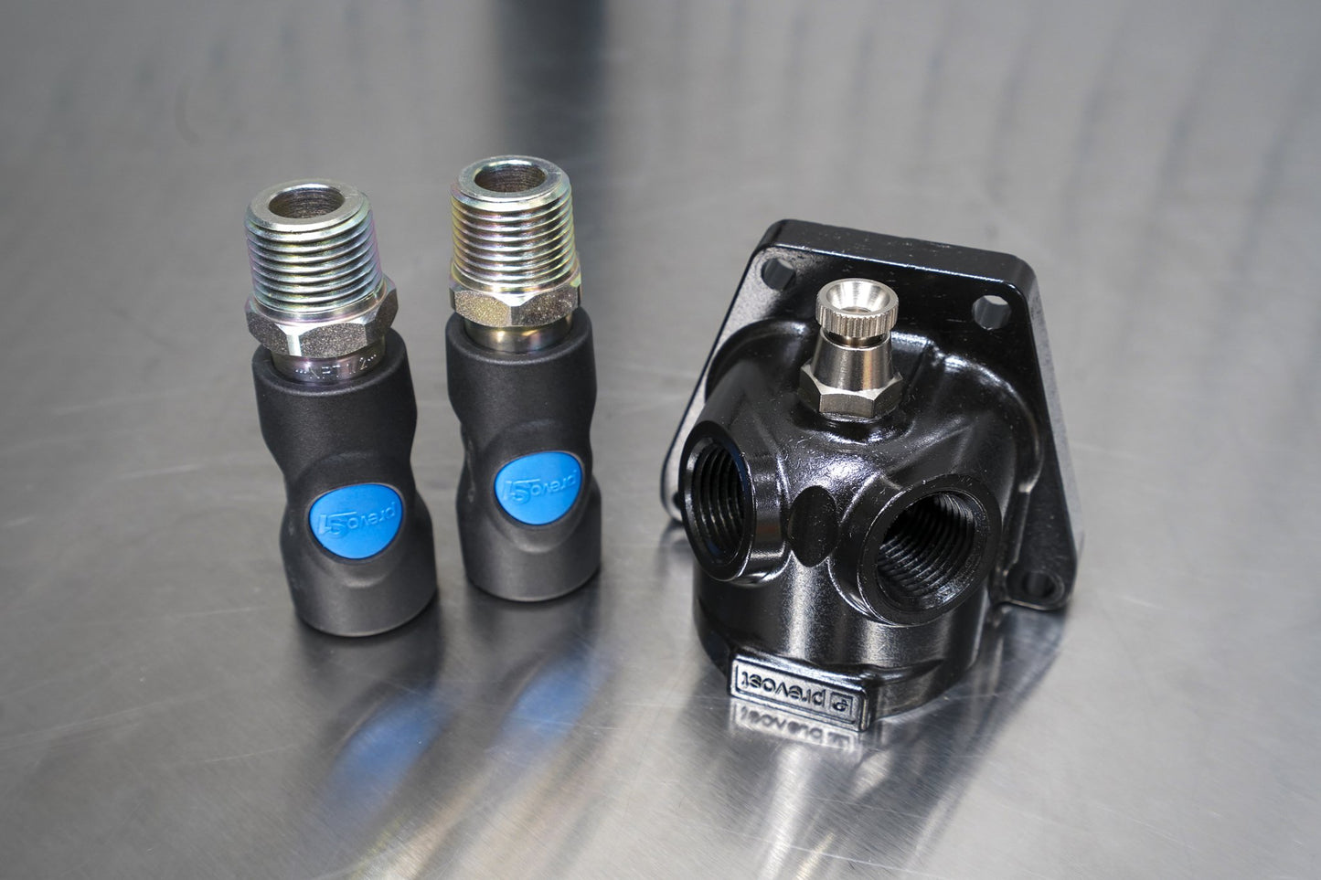 Prevost 3/4" NPT (Female) Inlet Double Wall Manifold - Two NPT (Male) 1/2" Interchange