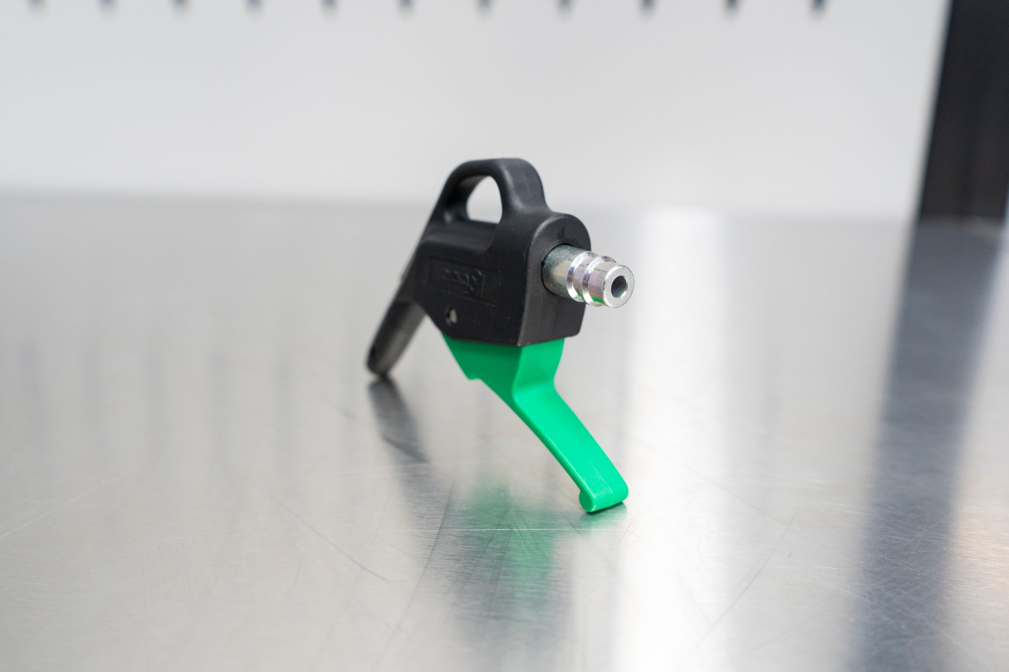 S1 Metal and OSHA-Compliant Blow Guns for High Efficiency and