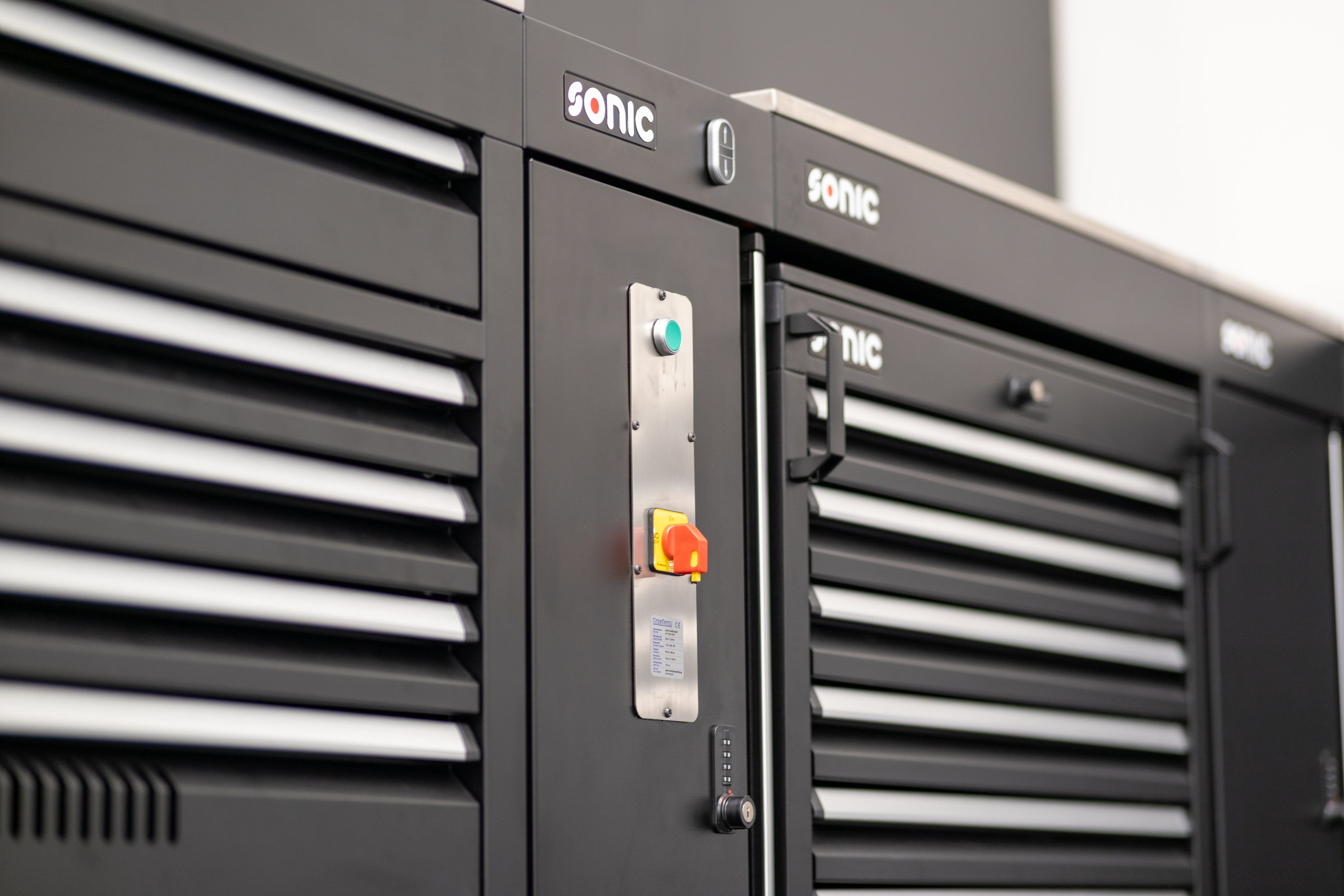 Nussbaum Jumbo HF 9 Hydraulic Double Scissor Lift 9000 lbs