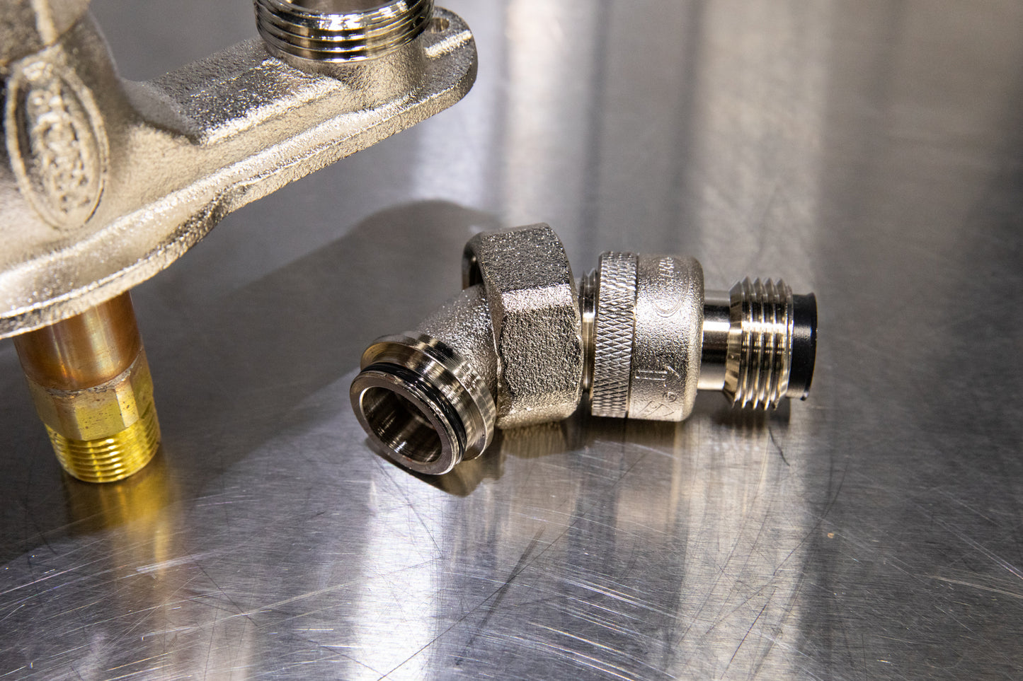 Prier C-108 Hot and Cold Mixing Hose Bibb