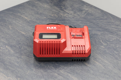 Flex 18.0V / 12.0V Battery Charger