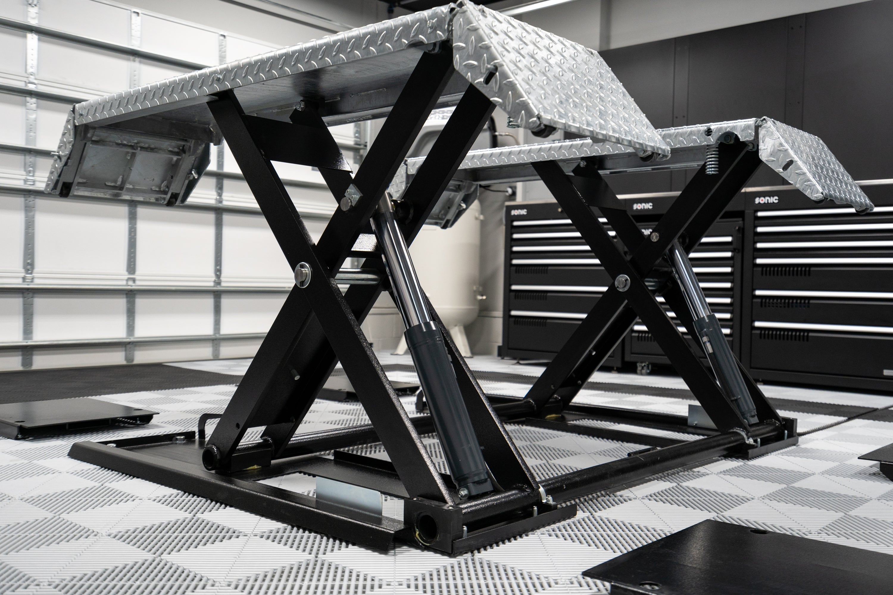 Nussbaum Sprinter 7 Mobile Hydraulic Lift 7000 lbs Capacity 39