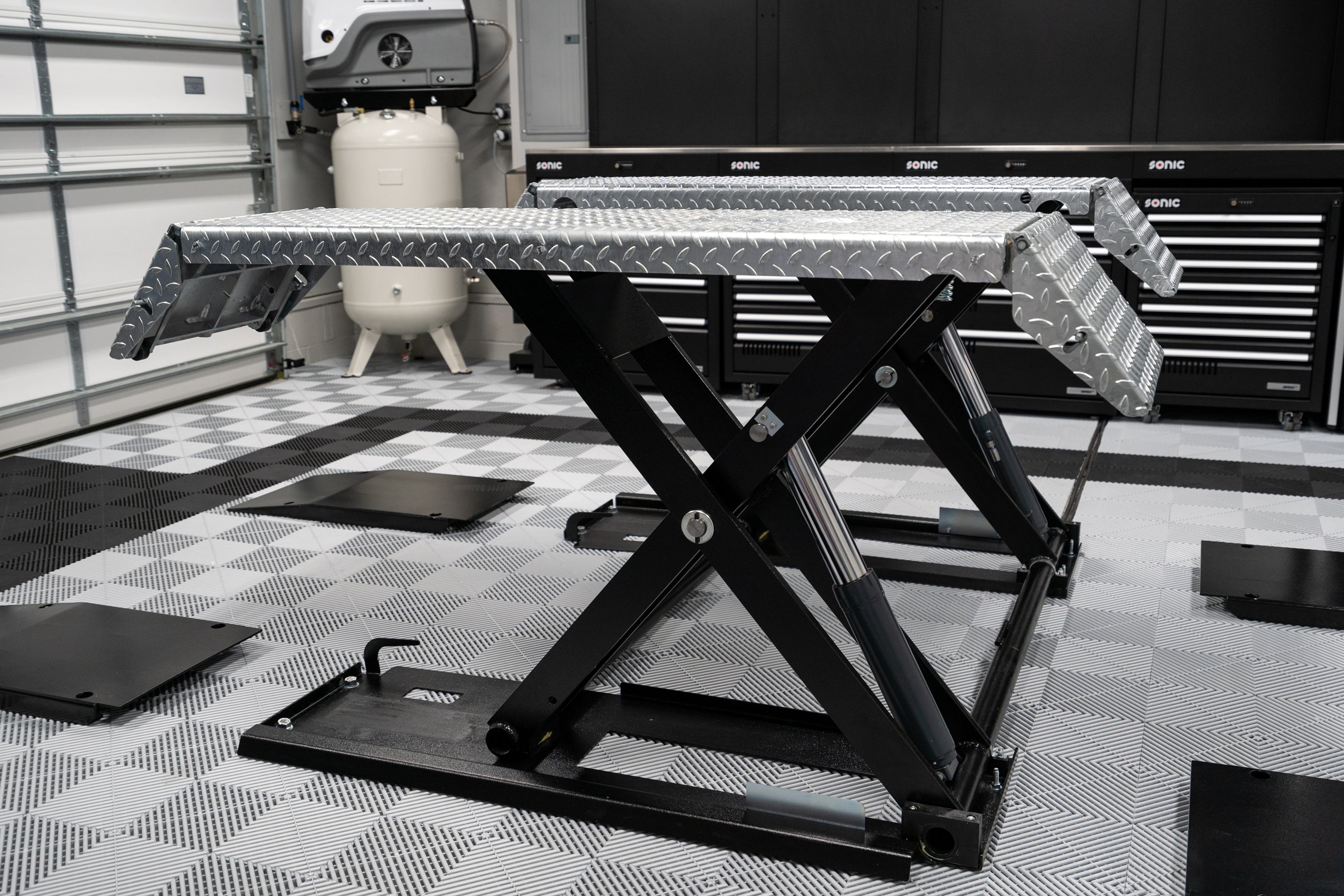 【定価56870円】ステファニーQueen's Up Twin Lift EX. Nussbaum Sprinter 7 Mobile Hydraulic Lift 7000 lbs Capacity 39