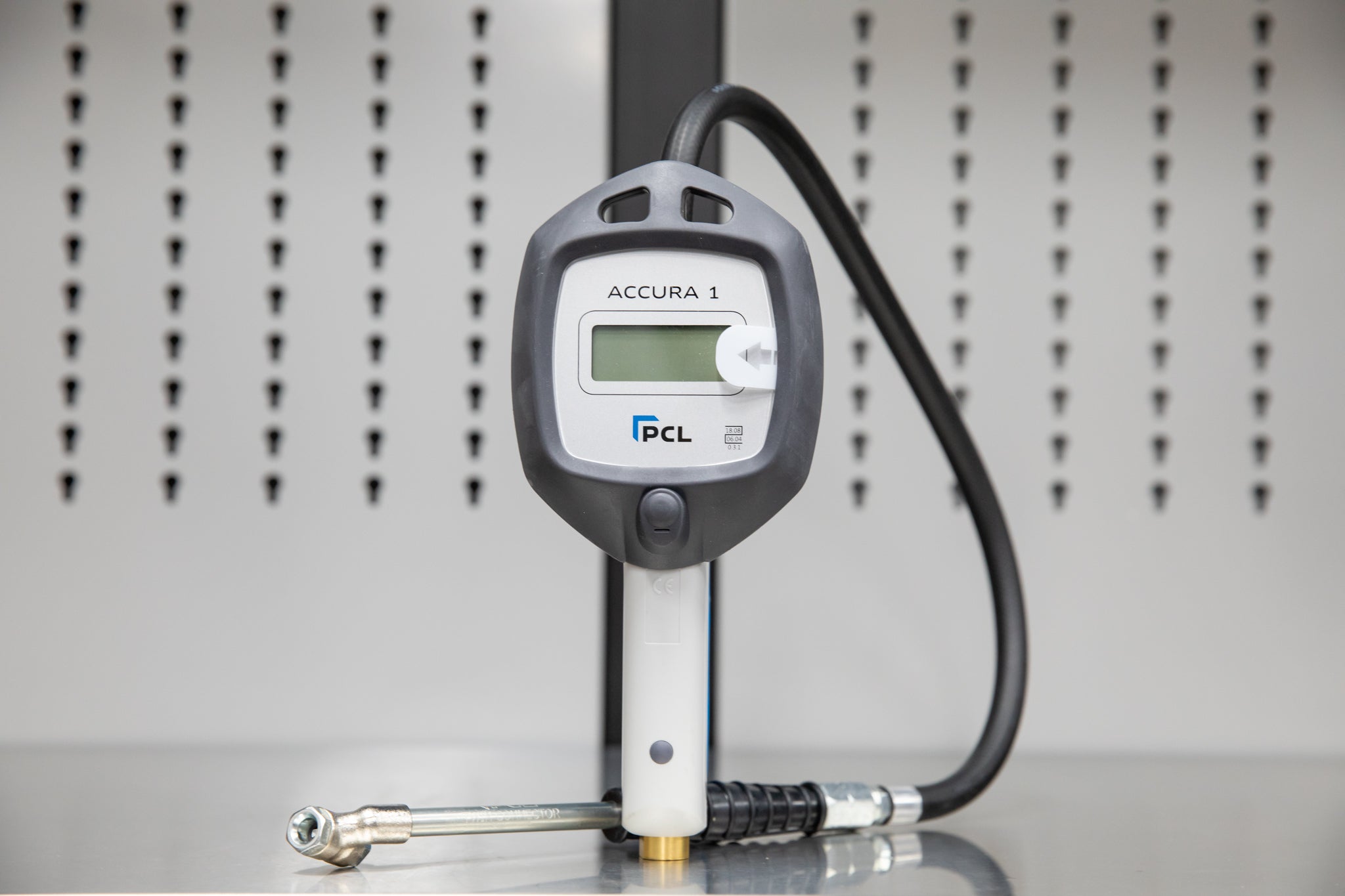 PCL ACCURA 1 Digital Tire Inflator - High Accuracy, Easy to Use, Ideal ...