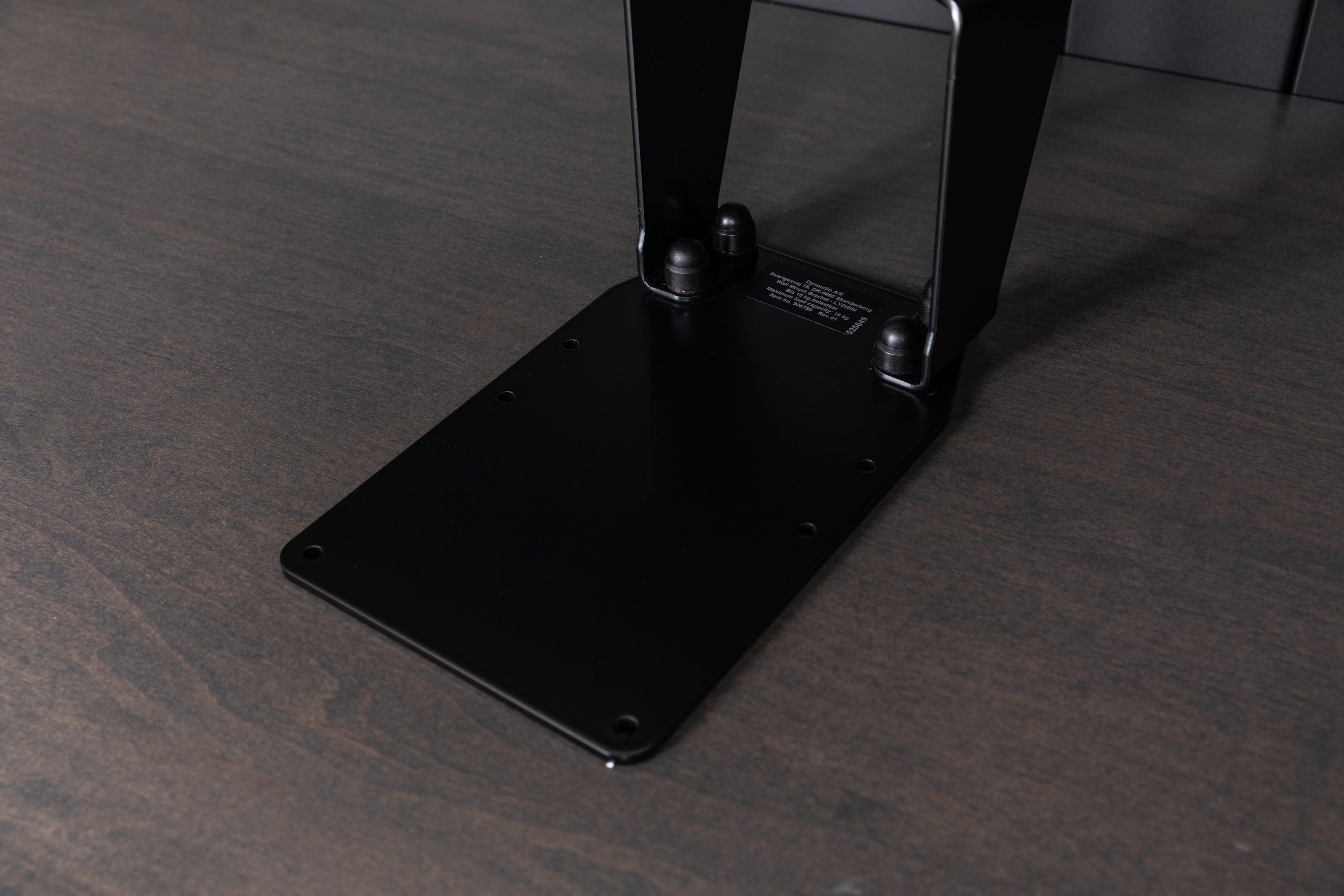 Dynaudio LYD On-Wall Bracket - Thumbnail 4