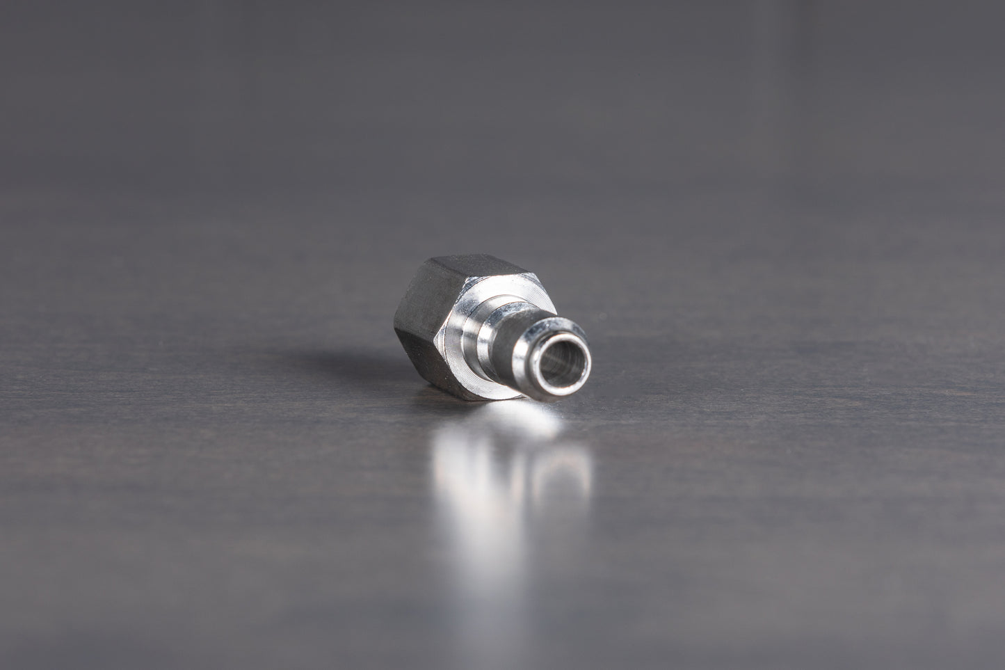 Stainless Steel 3/8" Female QD Plug