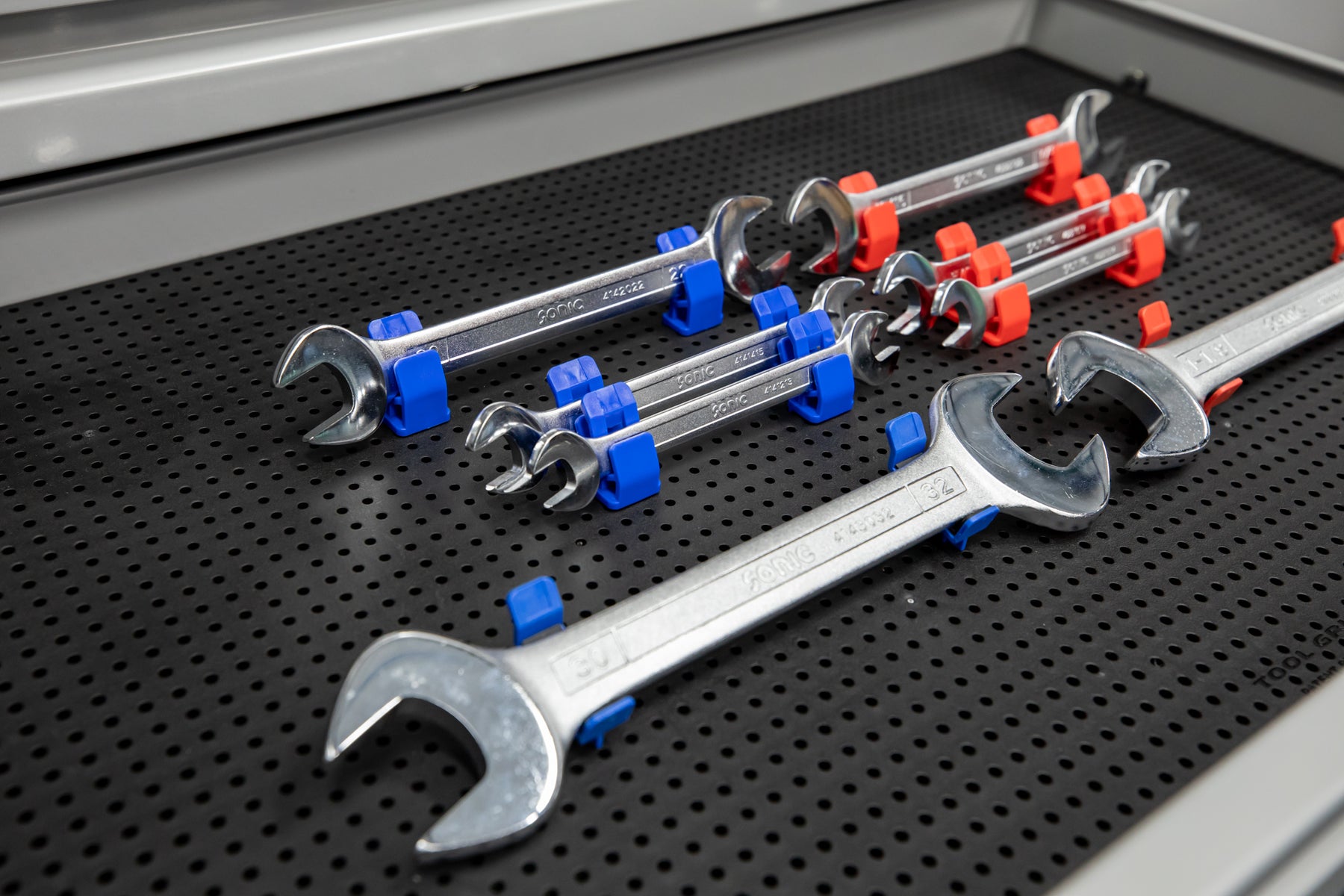 Standard Tools Grid Tool Grid System Wrench Holders - Modular Tool Organization in SAE and ...