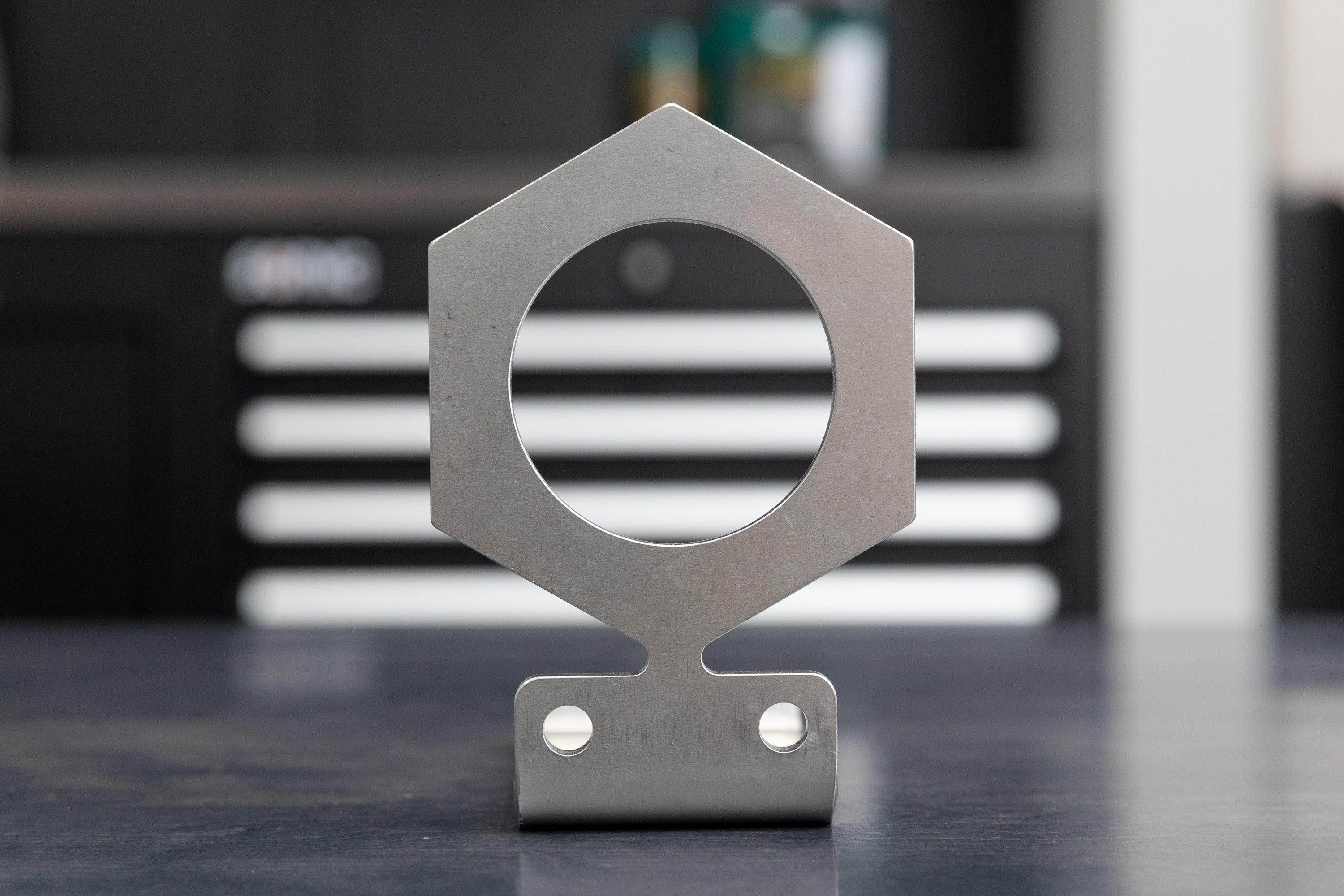 Mosmatic T304 Stainless Steel Surface Cleaner Hanger for Easy Wall