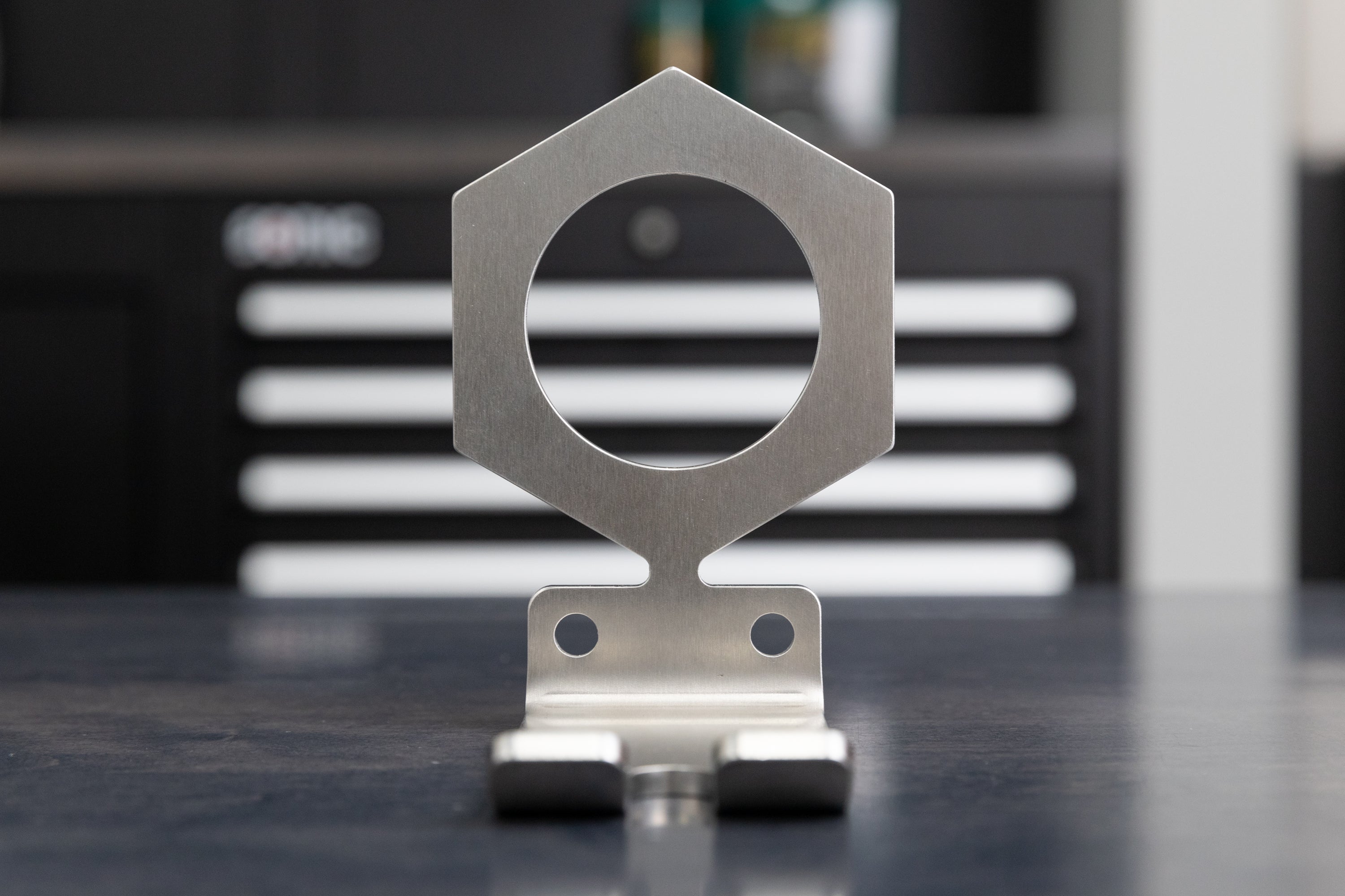 Mosmatic T304 Stainless Steel Surface Cleaner Hanger for Easy Wall